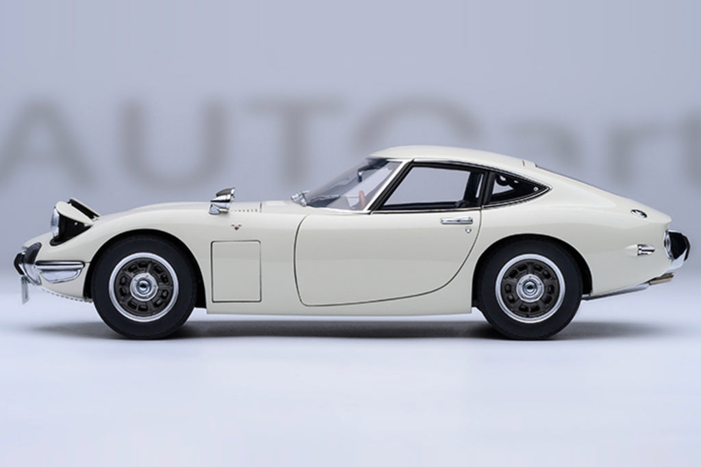 Toyota 2000GT (1967) | 1:18 Scale Model Car | AUTOart – Model
