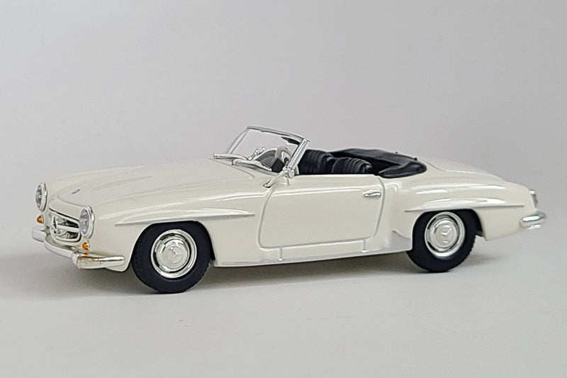 Mercedes-Benz 190SL | 1:43 Scale Diecast Model Car by Maxichamps | White Variant