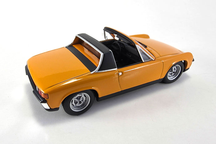1:43 Scale Porsche 914 by Maxichamps | Right Rear Quarter