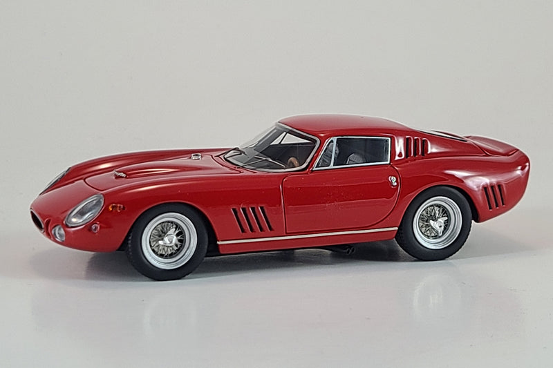 Ferrari 275GTB/C Speciale | 1:43 Scale Model Car by Tecnomodel | Front Quarter