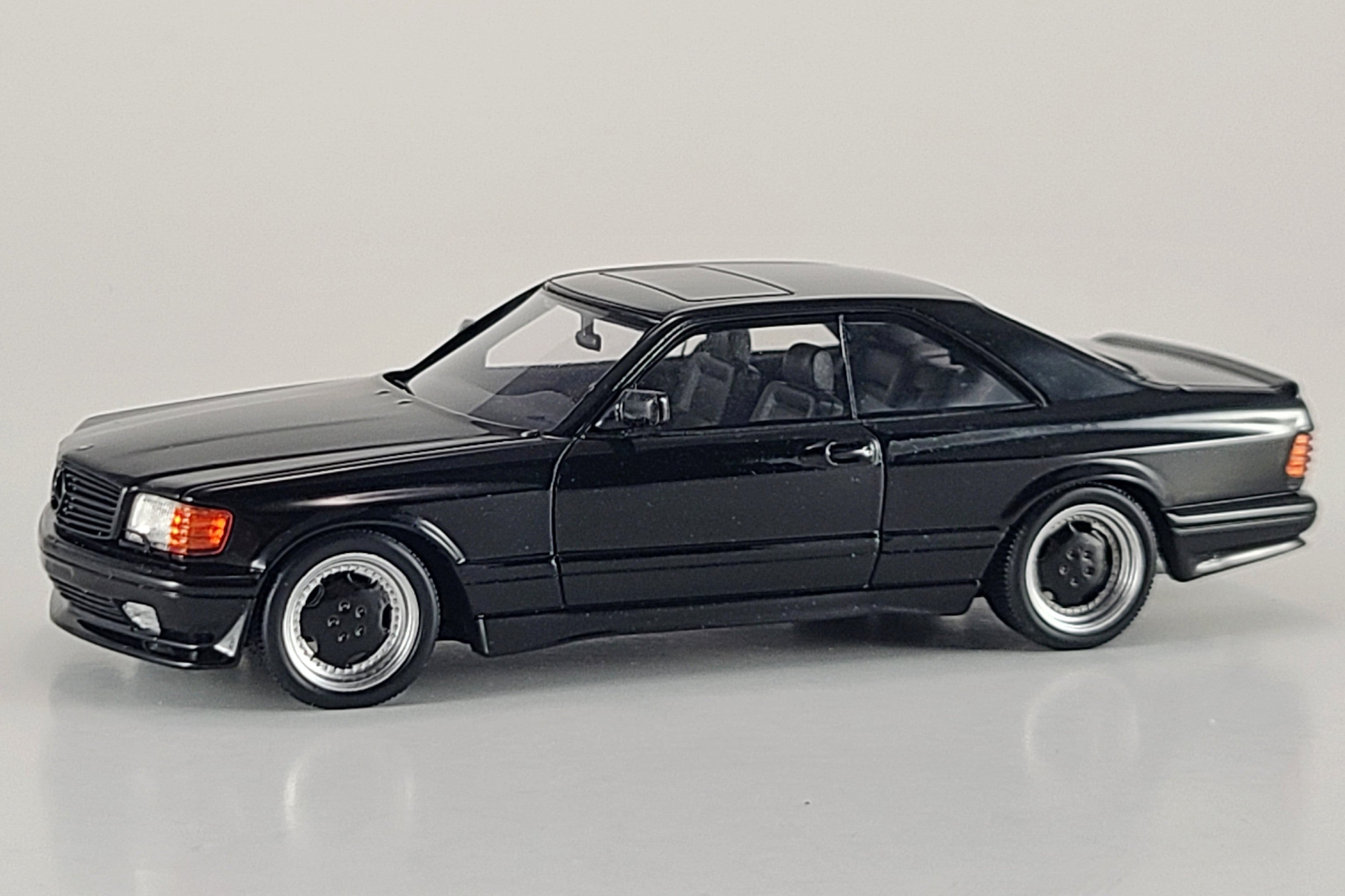 Mercedes-Benz 560SEC AMG Widebody | 1:43 Scale Model Car by Schuco | Front Quarter