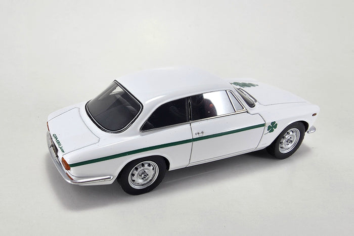 1:43 Scale Model Alfa Romeo GTA 1300 Junior by Schuco | Rear Quarter