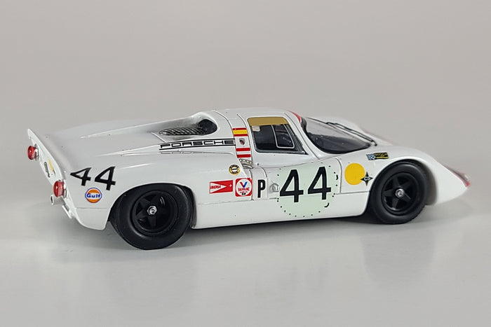 Porsche 907 (4th Place, 1969 Sebring 12 Hours) | 1:43 Scale Model Car by Spark | Rear Quarter