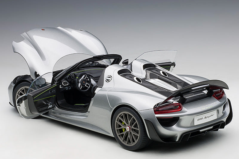 Porsche 918 Spyder - 1:12 Scale Model Car by AUTOart