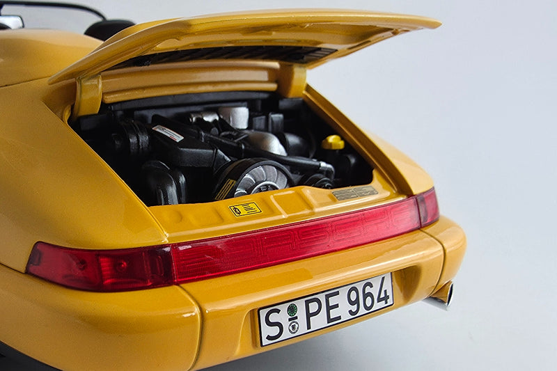 Porsche 911 Speedster (964) | 1:18 Scale Diecast Model Car by Norev | Engine Detail