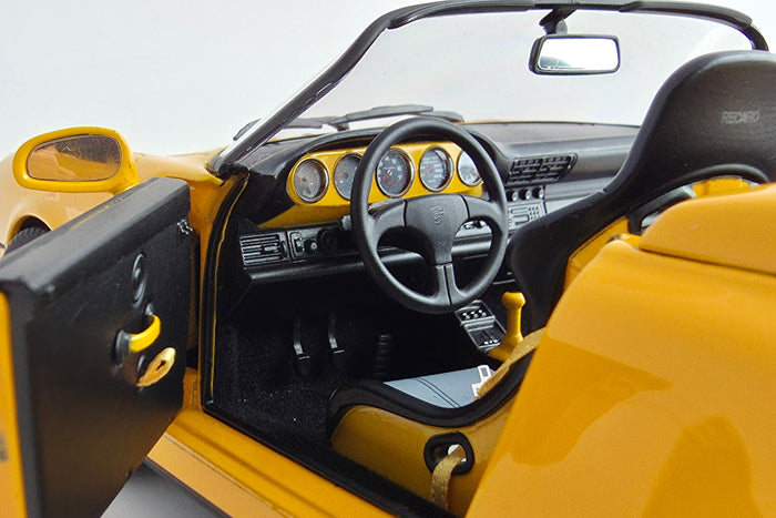 Porsche 911 Speedster (964) | 1:18 Scale Diecast Model Car by Norev | Left Interior Detail
