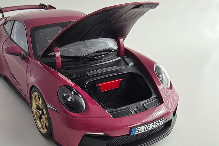 Porsche 911 GT3 (992) | 1:18 Scale Diecast Model Car by Norev | Frunk Detail