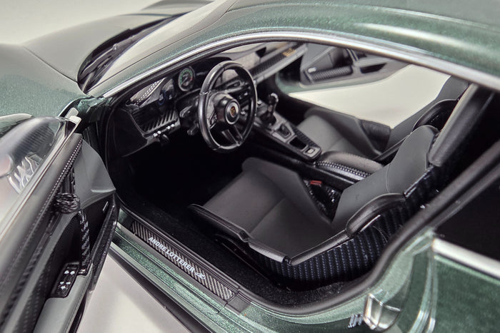 1:18 Scale Model Porsche 911 S/T | Malachite Green | Norev | Interior Detail