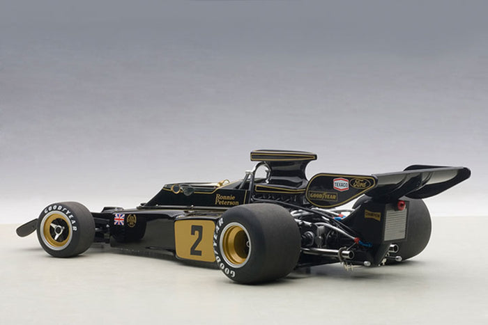 1:18 Scale Lotus 72E (1973, Ronnie Peterson) by AUTOart | Rear Quarter