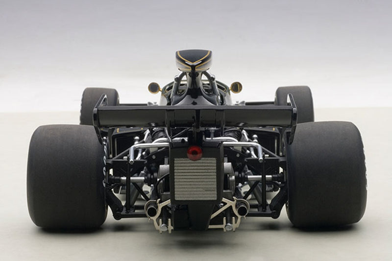 1:18 Scale Lotus 72E (1973, Ronnie Peterson) by AUTOart | Rear View