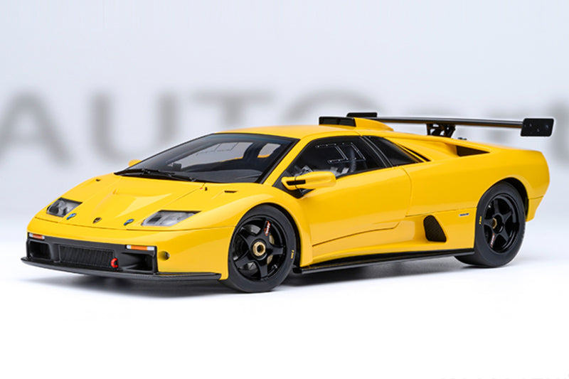 1:18 Scale Lamborghini Diablo GT-R by AUTOart | Front Quarter