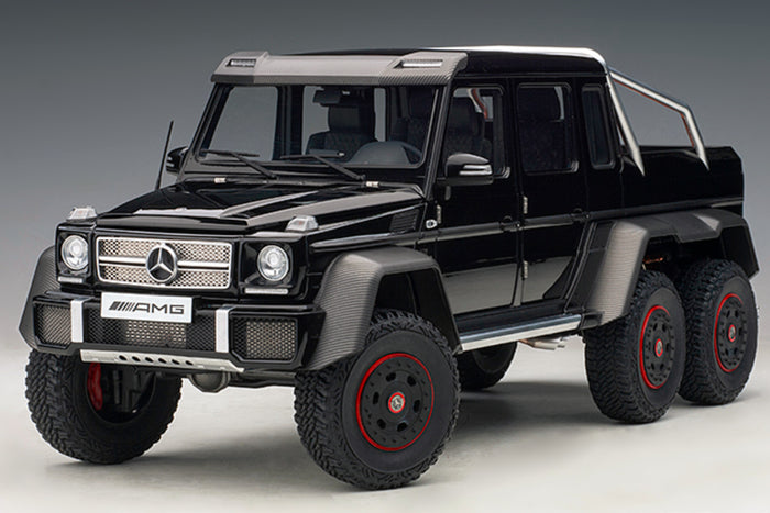 Mercedes-Benz G63 AMG 6x6 | 1:18 Scale Model Car by AUTOart | Front Quarter