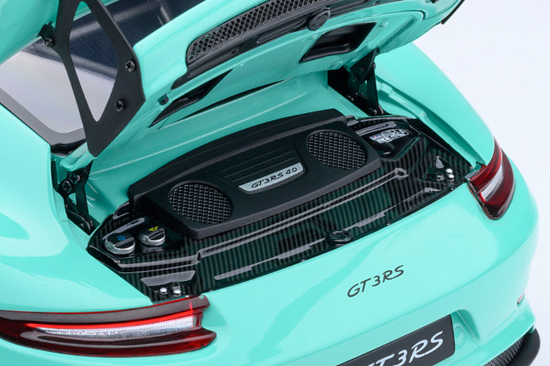 1:18 Scale Porsche 911 GT3 RS (991.2) by AUTOart | Engine Compartment