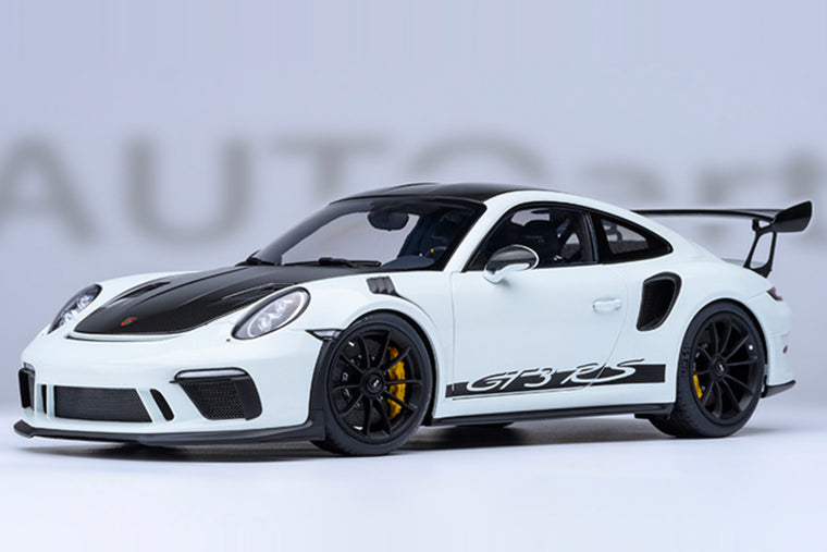 Porsche 911 GT3 RS Weissach Package (991.2) - 1:18 Scale Model Car by AUTOart