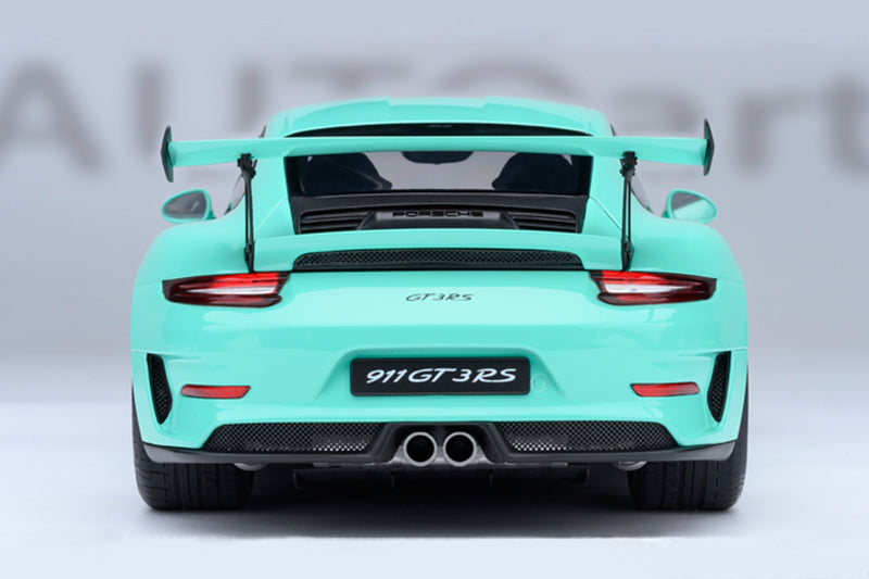 1:18 Scale Porsche 911 GT3 RS (991.2) by AUTOart | Rear View