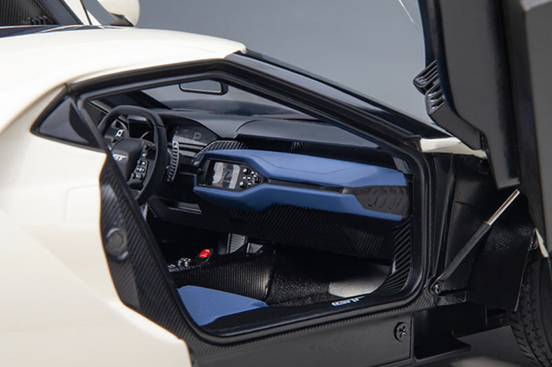 1:18 Scale Ford GT Heritage Edition by AUTOart | Right Interior