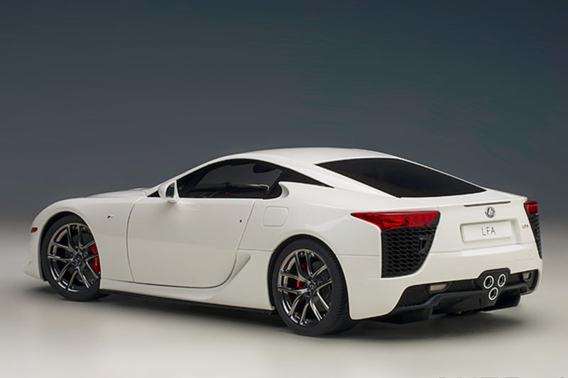 Lexus LFA | 1:18 Scale Model Car by AUTOart | Rear Quarter