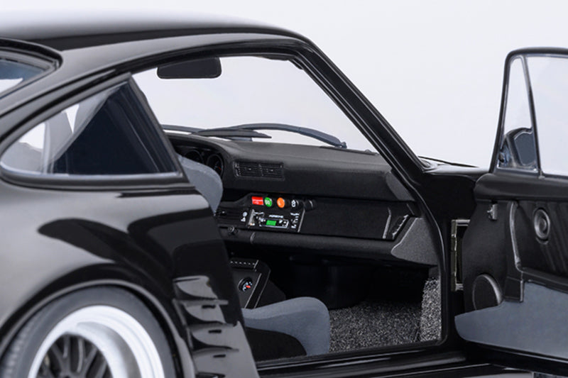 1:18 Scale Porsche 930 Turbo "Blackbird" (Wangan Midnight Comic Version #1) by AUTOart | Right Interior