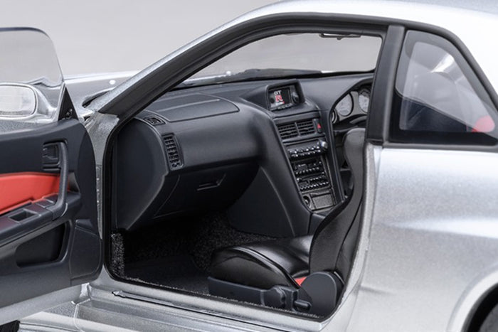 Nissan Skyline GT-R Z Tune (R34) | 1:18 Scale Model Car by AUTOart | Left Interior