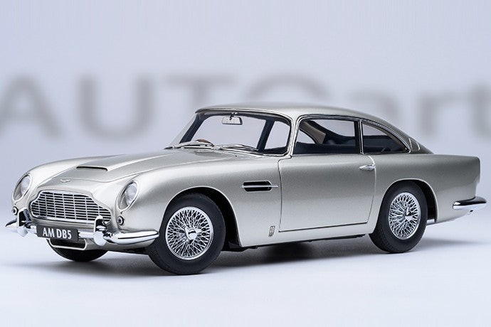 Aston Martin DB5 | 1:18 Scale Model Car by AUTOart | Birch Silver Variant