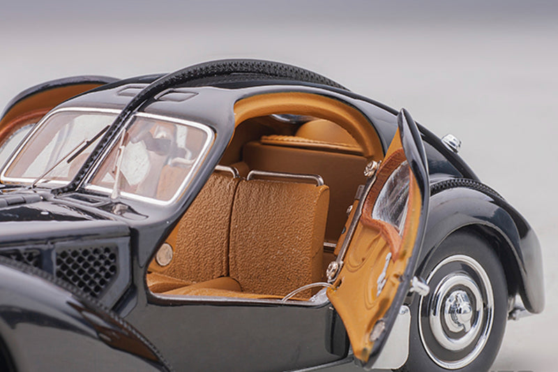 1:43 Scale Bugatti Type 57SC Atlantic by AUTOart | Left Interior