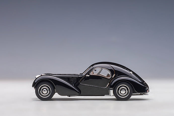 1:43 Scale Bugatti Type 57SC Atlantic by AUTOart | Side View