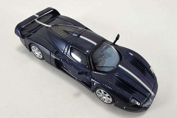 1:64 scale diecast Maserati MC12 Stradale by BBR | Overhead View