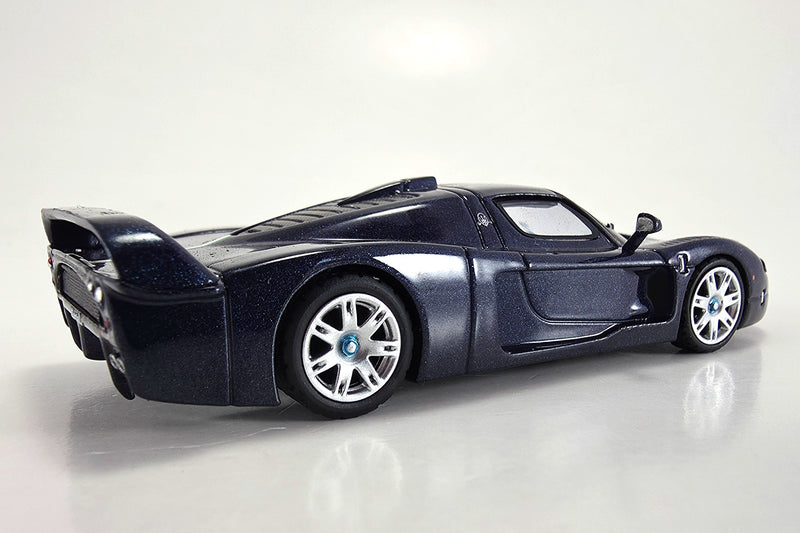 1:64 scale diecast Maserati MC12 Stradale by BBR | Right Rear Quarter