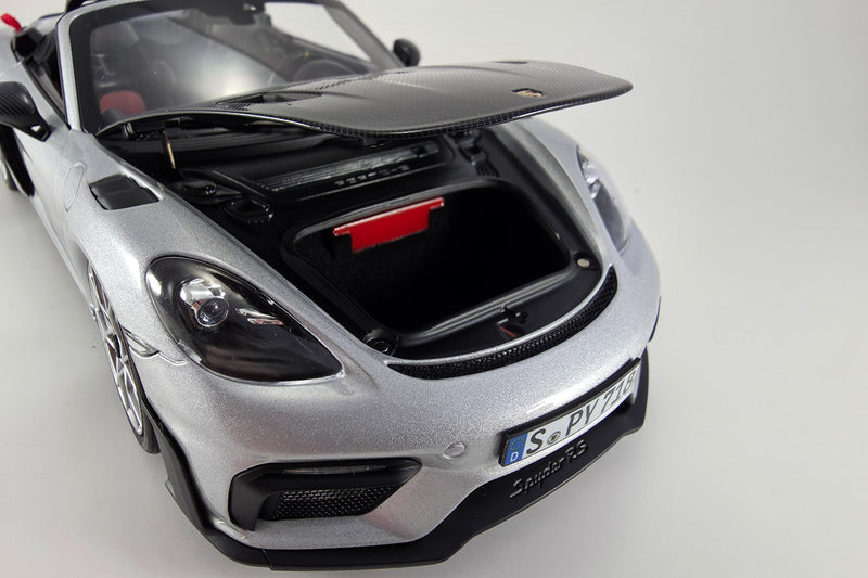Porsche 718 Spyder RS (2023) | 1:18 Scale Diecast Model Car by Norev | Frunk Detail