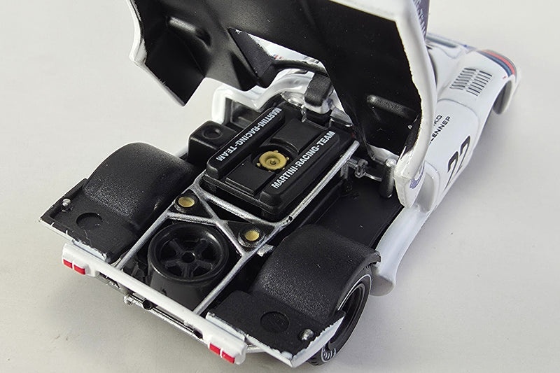 Porsche 917K (1971 Le Mans Winner) | 1:64 Scale Diecast Model Car by Curitiba (Tarmac Works) | Engine Detail