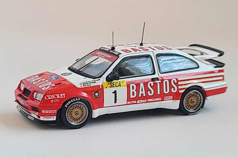 Ford Sierra RS500 Cosworth (1989 Spa 24 Hours Winner) - 1:64 Scale Premium Diecast Model Car by INNO64