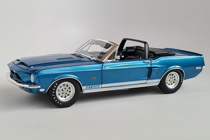 Shelby GT500 Convertible (1968) | 1:18 Scale Diecast Model Car by Acme Trading Company | Front Quarter