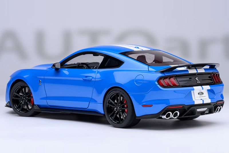 1:18 Scale Ford Mustang Shelby GT500 by AUTOart | Rear Quarter