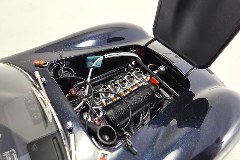 1:18 scale Ferrari 250 GTO by Kyosho| Engine Detail