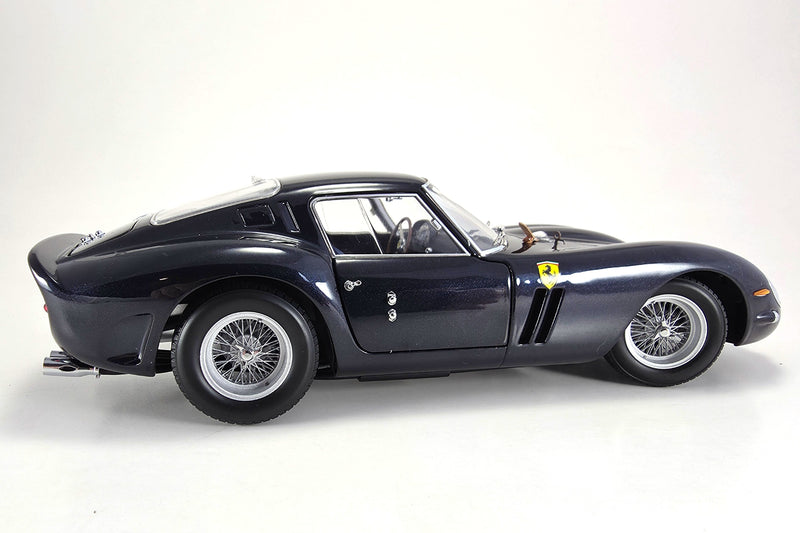 1:18 scale Ferrari 250 GTO by Kyosho| Right Front Quarter