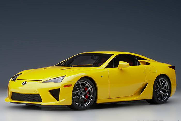 Lexus LFA - 1:18 Scale Model Car by AUTOart