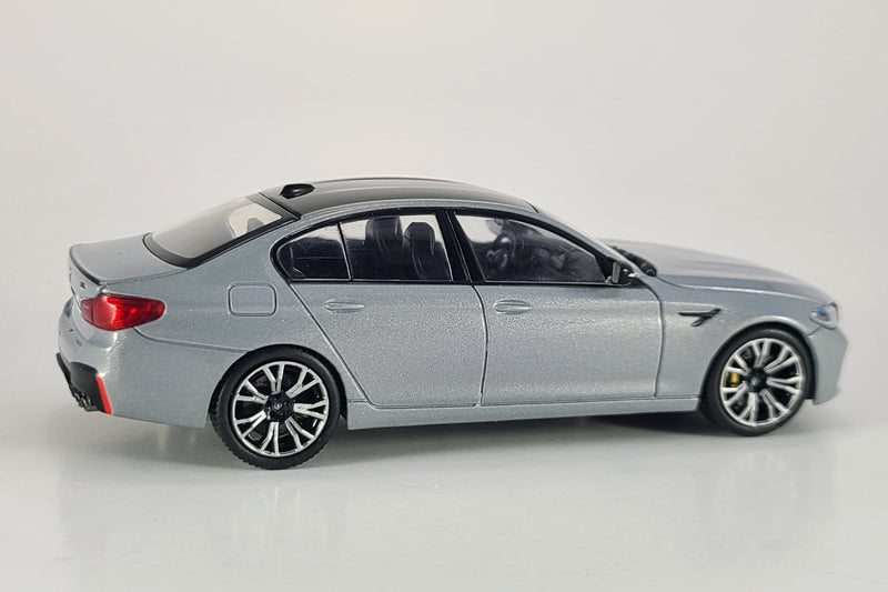 BMW M5 Competition (F90) | 1:43 Scale Diecast Model Car by Solido | Rear Quarter