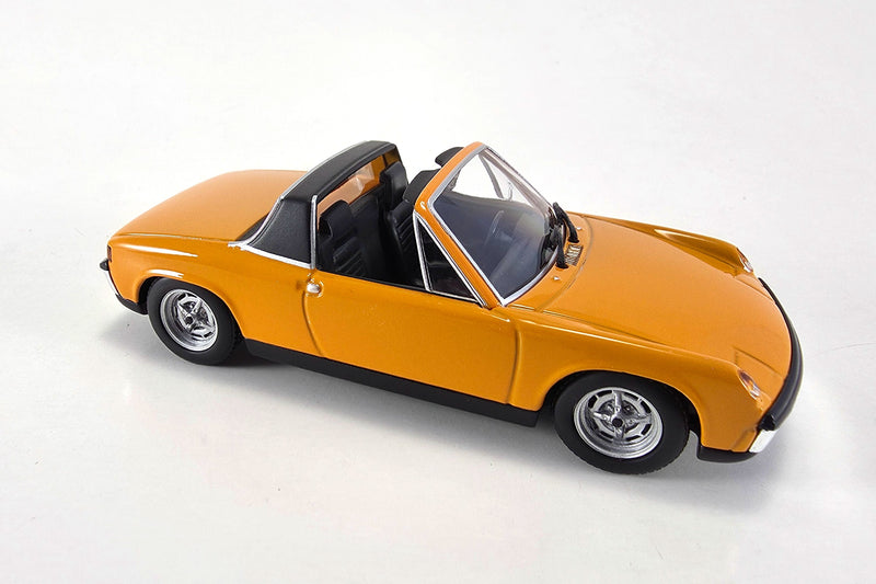 1:43 Scale Porsche 914 by Maxichamps | Right Front Quarter