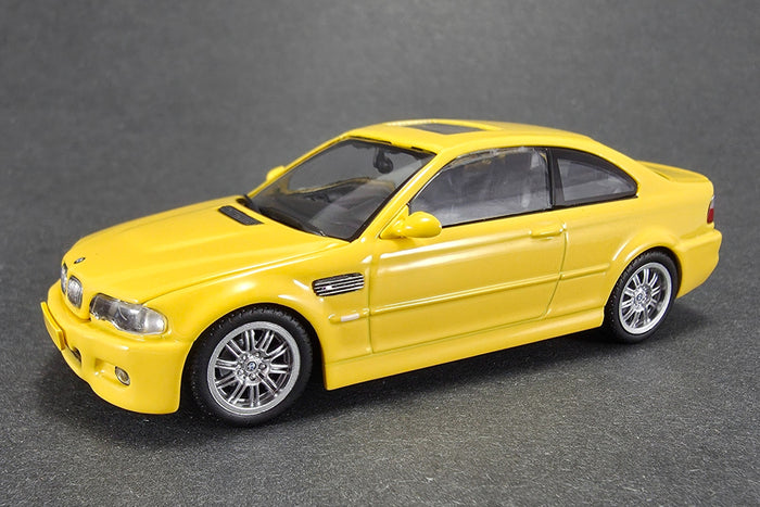 1:43 scale diecast BMW M3 (E46) by Maxichamps | Left Front Quarter