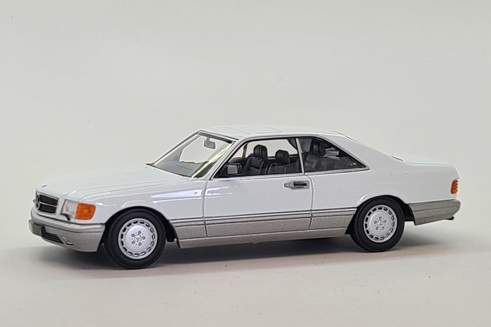 Mercedes-Benz 560SEC | 1:43 Scale Diecast Model Car by Maxichamps | White Front