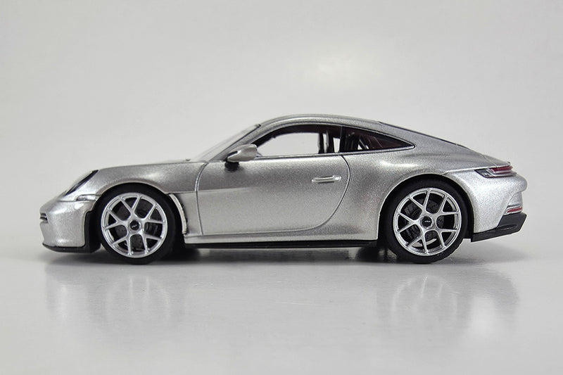 1:43 Scale Diecast Porsche 911 S/T by Maxichamps | Side View