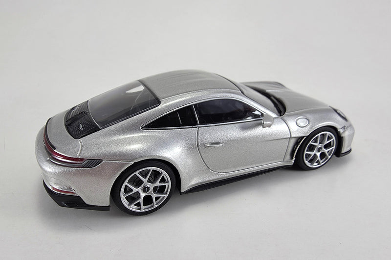 1:43 Scale Diecast Porsche 911 S/T by Maxichamps | Rear Quarter