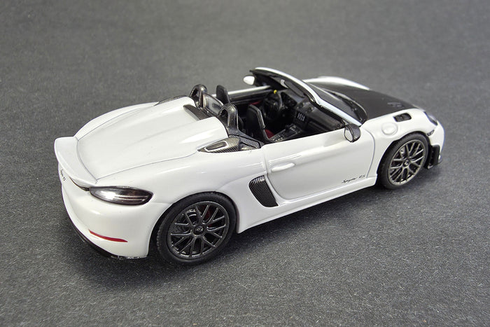 1:43 scale Porsche 718 Spyder RS by Minichamps | Right Rear Quarter