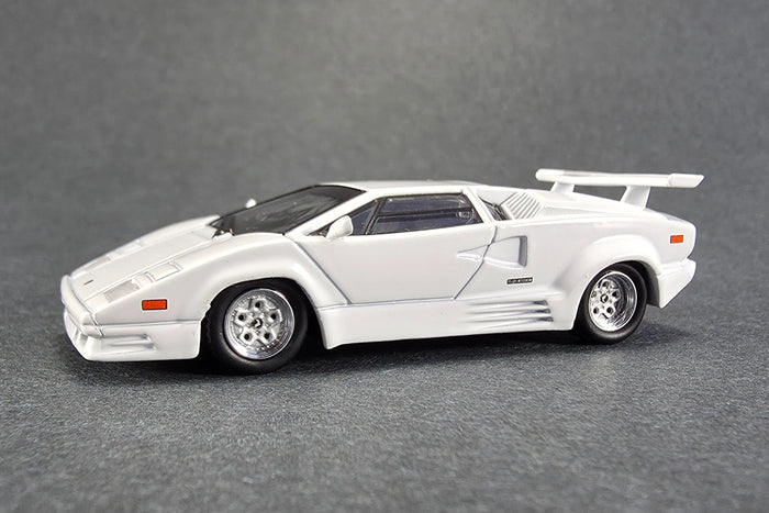 1:64 Scale Lamborghini Countach 25th Anniversary by Mini GT | Front Quarter