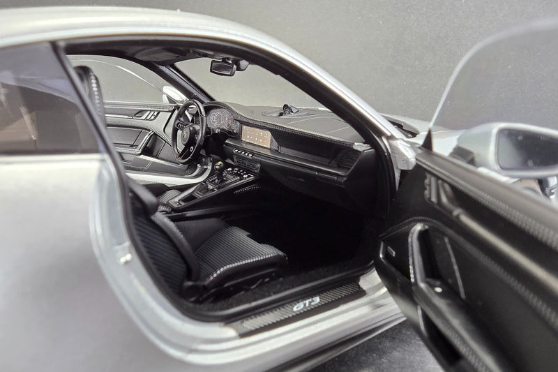1:18 scale diecast Porsche 911 GT3 Touring (992) by Norev | Right Interior Detail