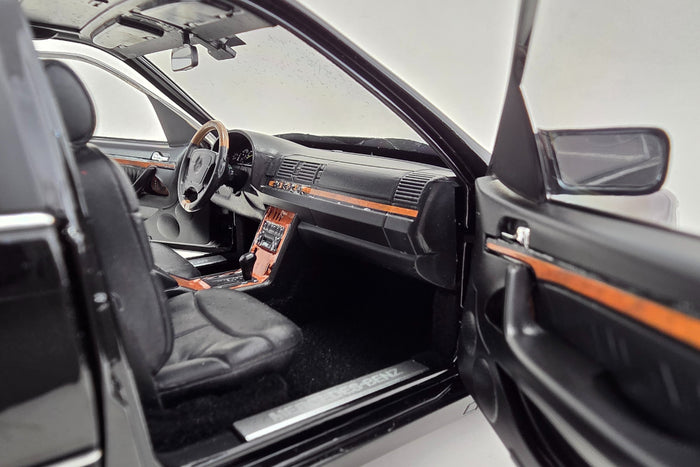 1:18 Scale Mercedes-Benz S600 (W140) by Norev | Interior Detail