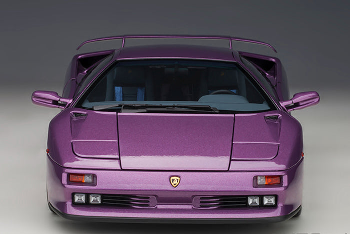 Lamborghini Diablo SE30 | 1:18 Scale Model Car by AUTOart | Front View