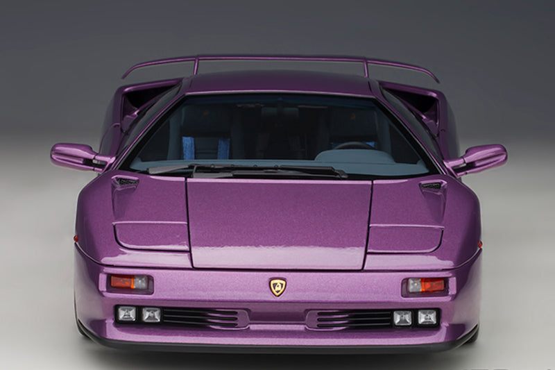 Lamborghini Diablo SE30 | 1:18 Scale Model Car by AUTOart | Front View