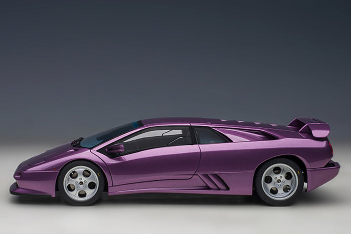 Lamborghini Diablo SE30 | 1:18 Scale Model Car by AUTOart | Profile