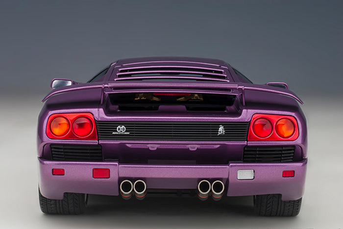 Lamborghini Diablo SE30 | 1:18 Scale Model Car by AUTOart | Rear Detail
